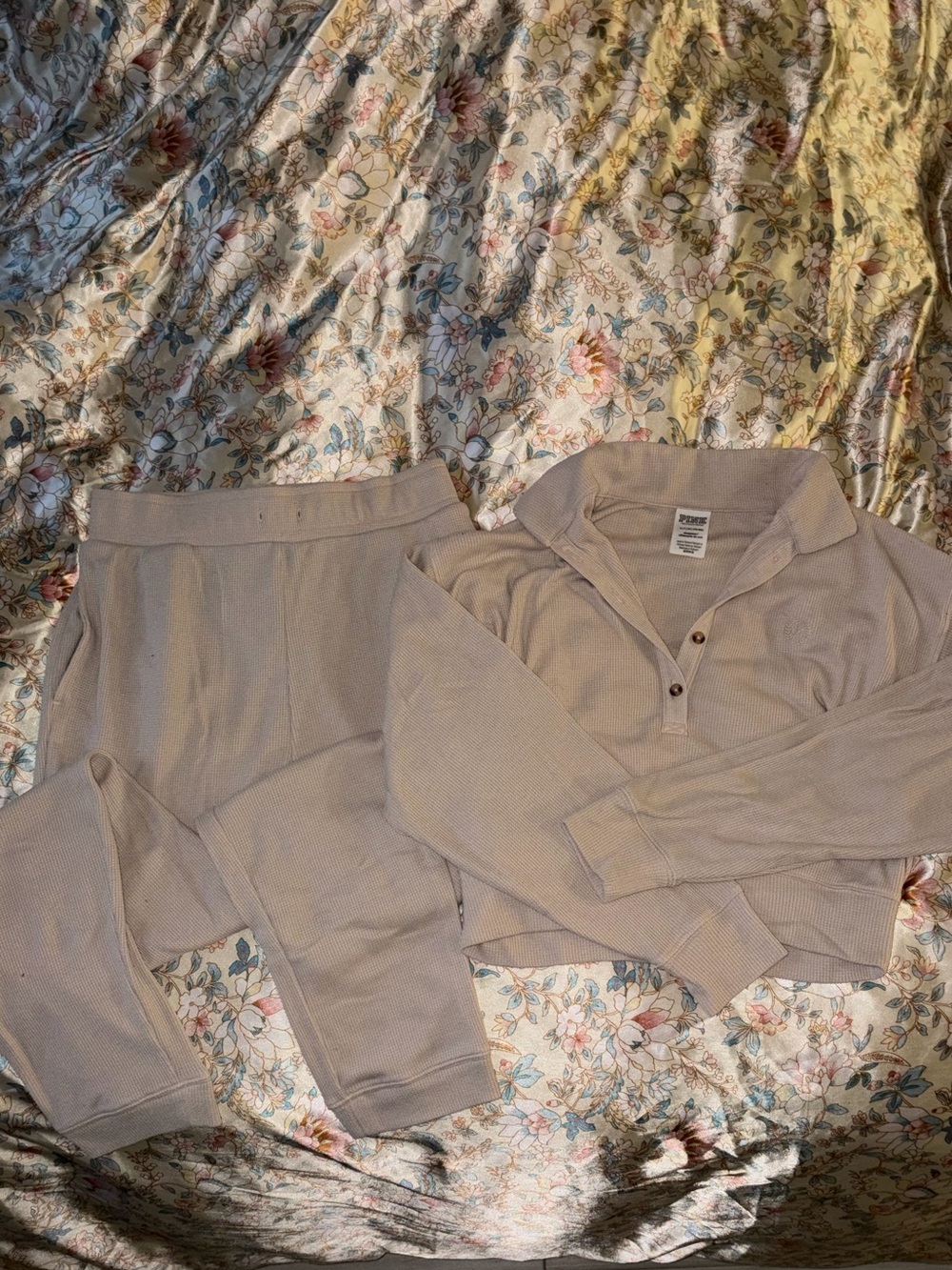 PINK Victoria's Secret Mauve Beige Thermal Sleep set